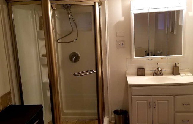 NYC NJ Romantic And Cozy Hideaway - Photo 11