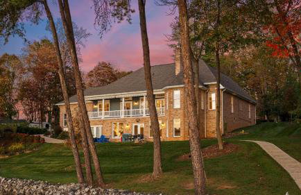 Sunset Pointe by Avantstay Waterfront, Beach, Fire Pit Sleeps 14 5bdr 4BA - Foto 106