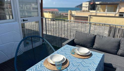 Cosy Apartment With Terrace View in Sarzana, Italy - Foto 5