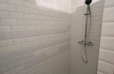 Appartement standing avec jardin, 4 personnes, stratégiquement situé - Foto 16