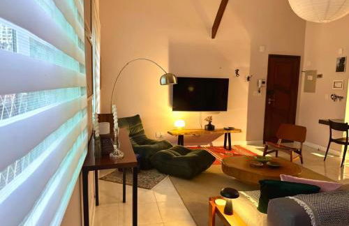 Descubra a Casa Felicidade em Belém! Climatizada, com sala ampla, 2 quartos, mezanino e Wi-Fi veloz. Localização central perto de atrações e gastronomia. Viva a Amazônia com conforto exclusivo. Reserve já sua experiência inesquecível! - Photo 10
