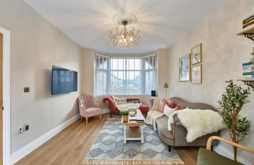 Stylish 4 bed home in Old Trafford next to MUFC - Foto 52