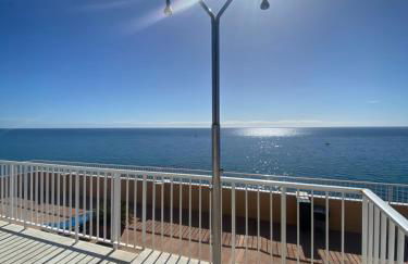 Marbella Beach Front Edificio Mayoral Centro Ciudad y Primera Línea Playa Muy Amplio y Espacioso - Foto 15