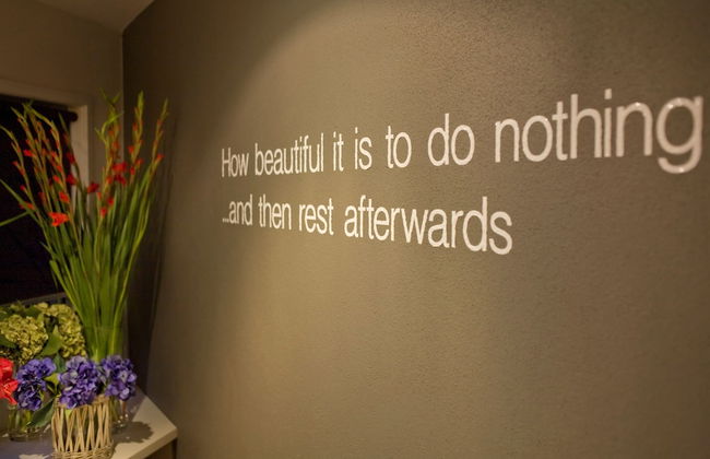 Noosa Tropicana - Photo 2