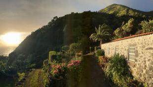 Vistalinda Farmhouse - Photo 3, Garden