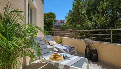 Hedera Estate, Hedera A41 - Photo 1