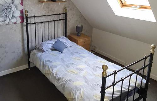 4 Bed Cottage Sleeps 6-Pet-Friendly-Private Garden - Foto 16