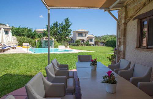 Stalakton Country Maisonettes - Photo 2