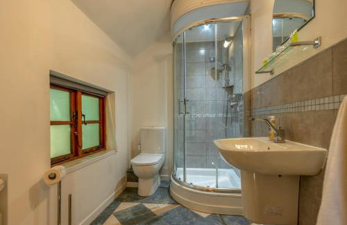 Squirrel Barn - Family Getaway Pass the Keys - Foto 36