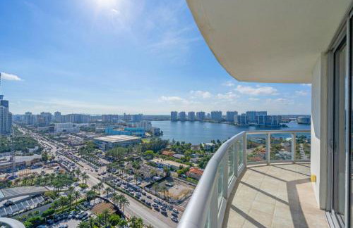 Steps to the Sand Beachfront Escape- 25th Floor Views - Foto 29