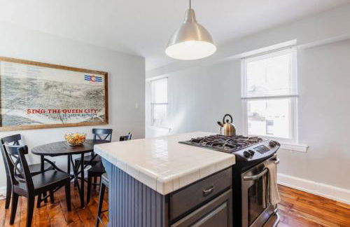 2 Large Apts w Parking - Downtown Over the Rhine - Foto 29