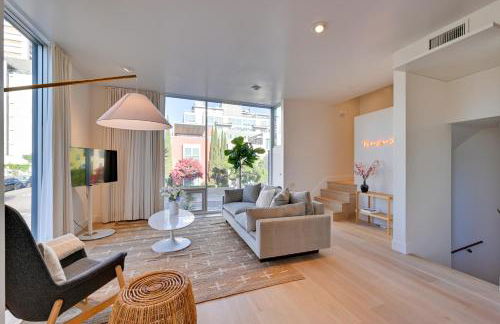 Rooftop with Views Modern Little Italy Townhome - Foto 4