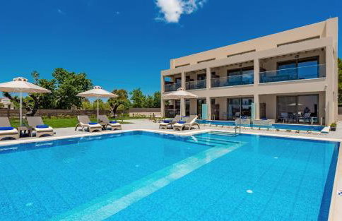 Mystique Luxury Suites & Maisonettes - Photo 12