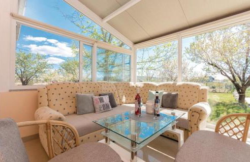 Nice Home In Nadin With Wifi - Photo 23