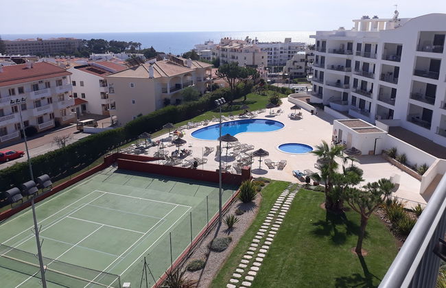 Remarkable 1-bed Apartment in Olhos de Água - Photo 1