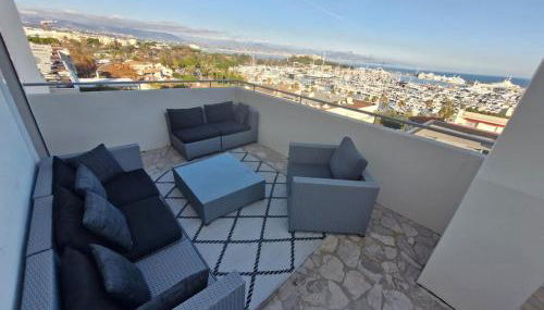 Large 3-bedroom apartment Port Vauban - Foto 4