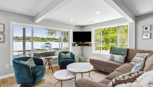 Landmark Lakehouse - luxury living in PLX - Foto 2