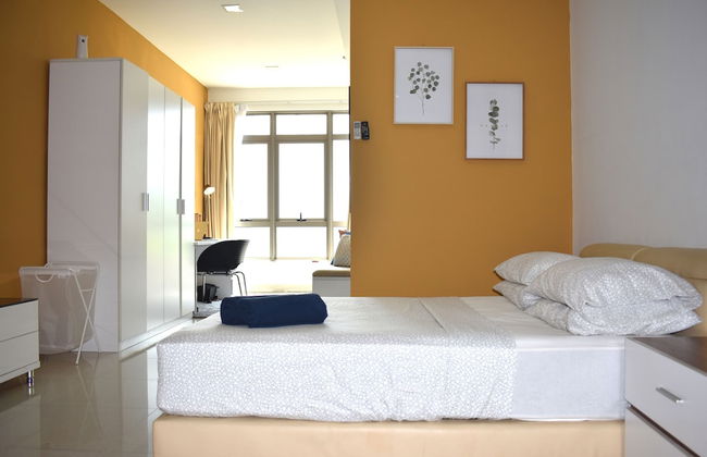 Shaftsbury Residences by Superhost - Photo 22