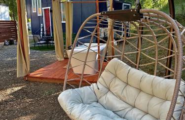 Couple’s retreat in Tiny Home w soaking tub/beach - Foto 35