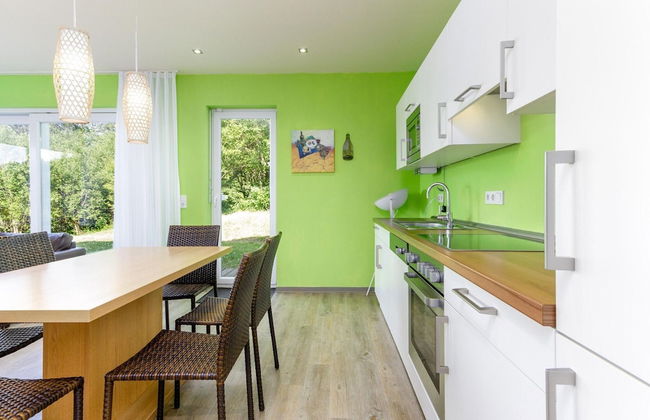 Beautiful Holiday Home in Waxweiler With Pool - Photo 18