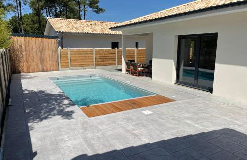 MAISON moderne avec piscine chauffée - Foto 1