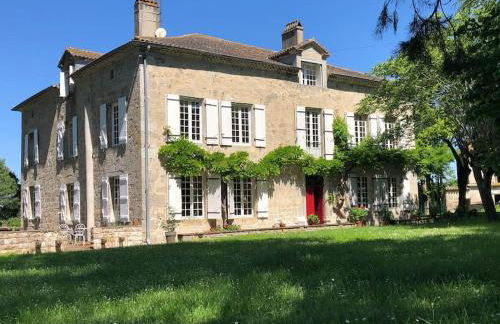 Grande maison en pierre de taille avec piscine, sauna et jacuzzi - Foto 1
