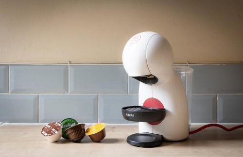 The Victoria - Quaint Victorian Home With Free Parking - Foto 17