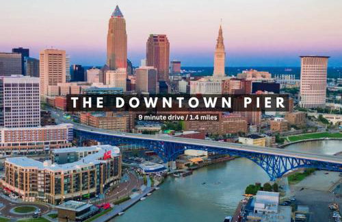 Stylish Condo • Walk to Theaters • Parking - Foto 25