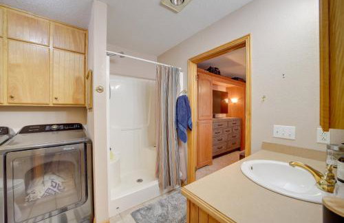 Lake Eufaula Retreat with Boat Slip and Fireplace! - Foto 17