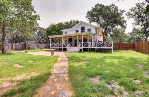 Gorgeous Palo Pinto Home with Private Hot Tub! - Foto 35