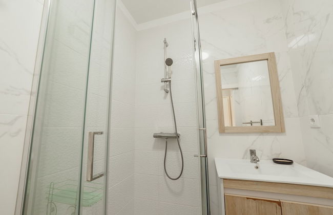 Espinho Seawalk AND Seaview by Vacationy - Foto 10