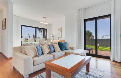 3B Villa Heated Pool Barbecue Games Room - Foto 12