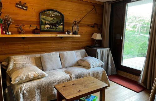 Appartement domaine la Clusaz Manigod avec terrasse sur les pistes de ski - Photo 6