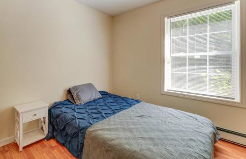 4 Mi to Long Lake! Secluded Haven with Fenced Yard - Foto 19