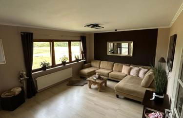 Stilvolle Wohnung im Zweifamilienhaus mit Feldrandlage und zentraler Lage - Foto 1