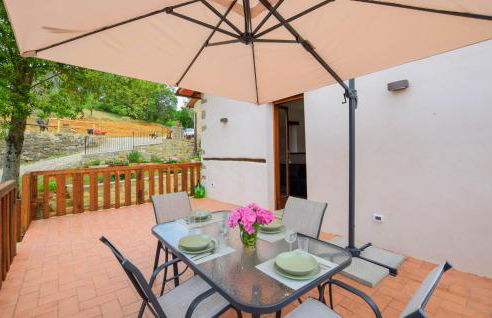 Beautiful Home In Bibbiena With Wifi - Foto 12