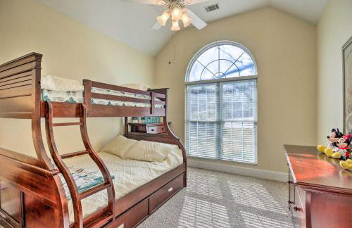 Luxe Lake House with Pool and Dock on Deep Water Cove! - Foto 20