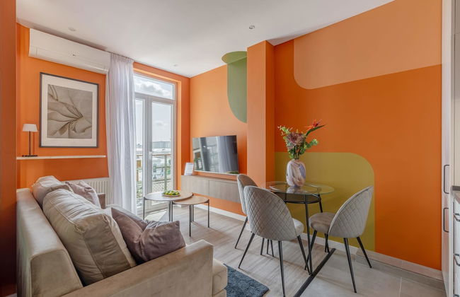 Playful Bright 1BR Near The Faculty of Law - Foto 1