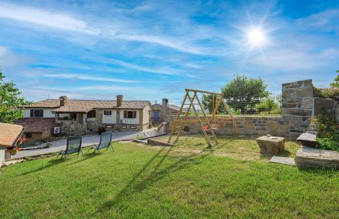 Lovely Apartment In Cerovlje With Wifi - Foto 1