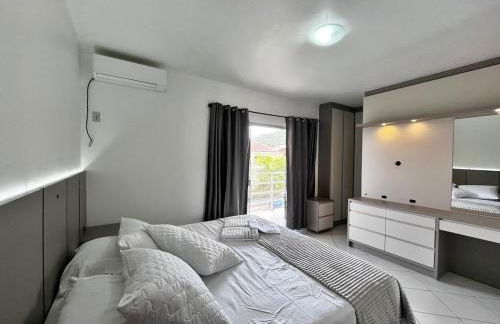 Casa ampla e confortável em Balneário Camboriú - Foto 36