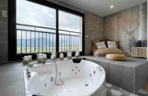 Charmant duplex, 110m2, 7 minutes des pistes, 8 couchages, belle vue sur les montagnes, cheminée - Foto 17