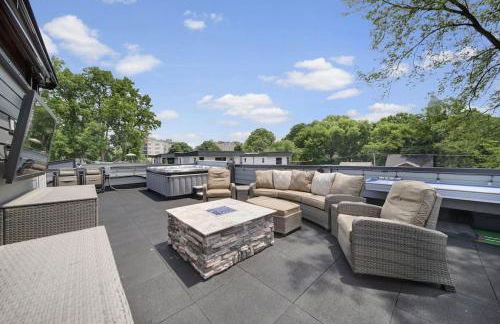 City Views - Walking Distance to Panthers Stadium - Photo 6