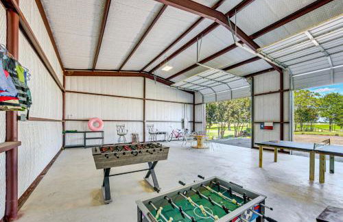 Van Vacation Retreat with Private 300-Acre Lake! - Photo 25