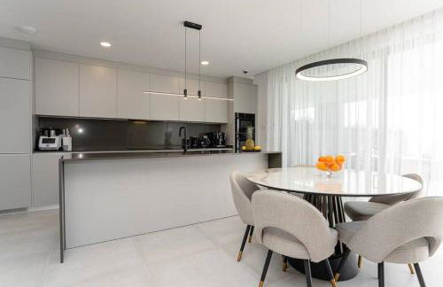 Apartment with spectacular view in Cabopino - Photo 14