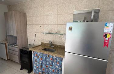 KITNET na praia d'Ulé, Guarapari - com ar condicionado - Foto 9