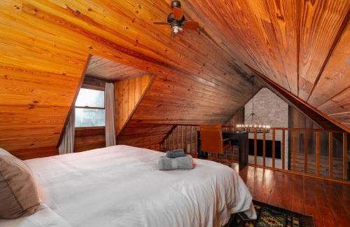 Lakeside Haven with Jacuzzi and Games - Foto 25