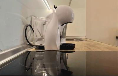 Sea View 2BR Beachfront & Cozy Balcony Marbella - Photo 8