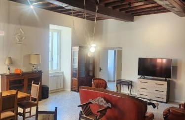 Palazzo Storico "Mezzadonna" - Foto 4