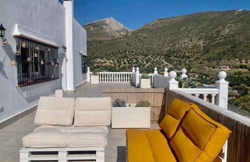 3 bedroom holiday home Alcaucin with private pool and mountain view - Photo 14