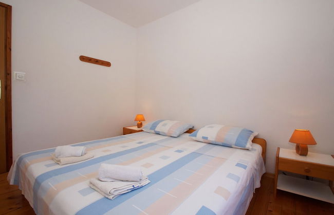 South Island Apartments - Photo 3